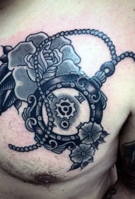 old school胸部黑色时钟与花朵纹身图案