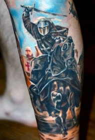 小腿彩色的中世纪骑士和马纹身图案