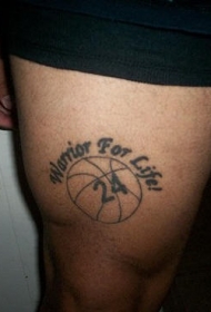 腿部黑色球与黑色纹身图案