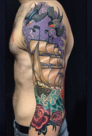 手臂新风格的彩色纹身图案