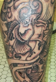 腿部棕色日本锦鲤纹身图片