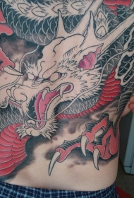 黑色和红色日本龙纹身图案