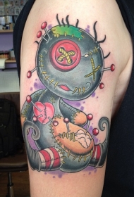 手臂有趣的损坏巫毒娃娃卡通纹身图案