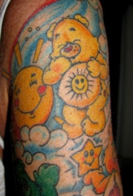 卡通熊彩色手臂纹身图案