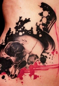 腰侧戴帽子骷髅头纹身图案
