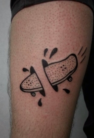 个性黑色点刺断开的滑板纹身图案