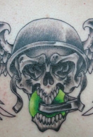 肩部黑灰翅膀骷髅头纹身图案