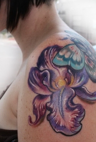 别致多彩的鸢尾花和蝴蝶纹身图案