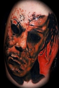 写实恐怖的黑白怪兽肖像纹身图案