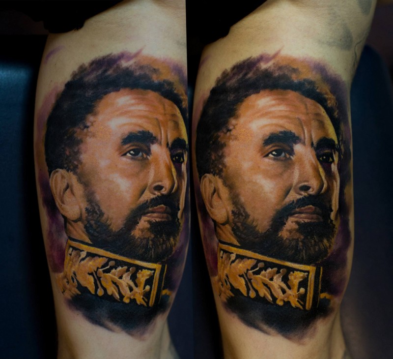 彩色男性军人肖像纹身图案