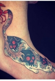 脚背日式猫与骷髅螃蟹纹身图案