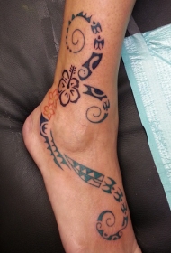 脚背女性艺术图腾纹身图案