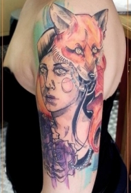 手臂插画风格彩色女人与狐狸纹身图案
