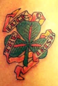英文字母爱尔兰三叶草纹身图案