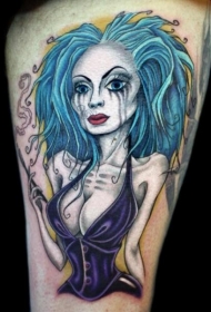 腿部新学校风格的彩色性感吸烟女人纹身