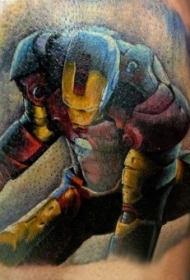 小腿很酷的彩色钢铁侠纹身图案
