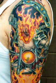 大臂生动的彩色骨架摩托车火焰纹身图案