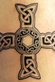 凯尔特图腾十字架纹身图案