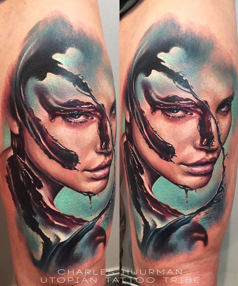 全新学校式彩色肩部血腥女子纹身图案