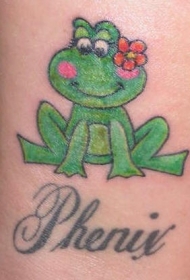 肩部彩色卡通青蛙女纹身图案