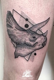 大腿点刺黑色几何与古代恐龙纹身图案