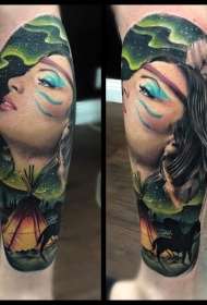 小腿印度女人带羽毛和星空风景纹身图案