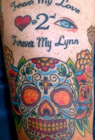 肩部彩色糖骷髅英文纹身图案