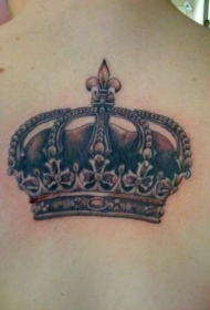 背部法国皇冠个性纹身图案