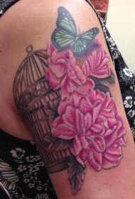 手臂粉红色牡丹花与蝴蝶和鸟笼纹身图案