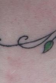 手腕小叶子手镯树纹身图案