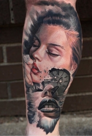 现实主义风格彩色性感女人纹身图案