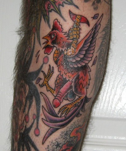 腿部彩色公鸡裸体不雅纹身