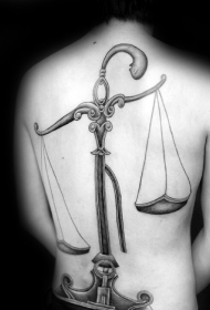 背部幻想风格黑色简单的天秤座纹身图案