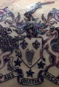 背部可怕的怪物图标纹身图案