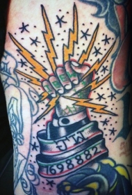手臂老学校的风格的典型符号纹身图片