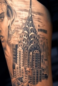 大臂逼真的美国帝国大厦纹身图案