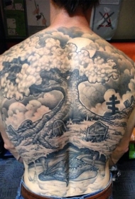 满背惊人的黑白墓地与孤独的树纹身图案
