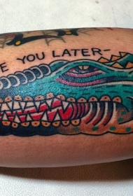 old school彩色鳄鱼头和黑色字母手臂纹身图案