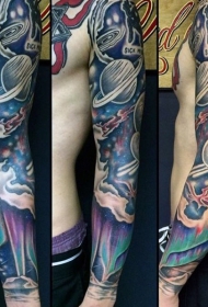 手臂空间为主题的彩色行星纹身图案