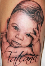 肩部棕色小男孩肖像纹身图案