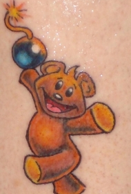 泰迪熊和炸弹彩色纹身图案