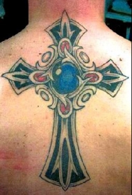 十字架宝石纹身图案