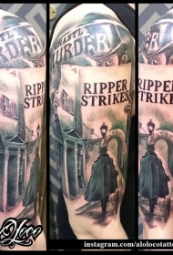 男性肩部棕色神秘男人纹身图案