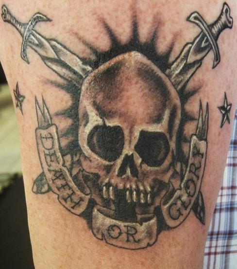 骷髅匕首字母黑色纹身图案