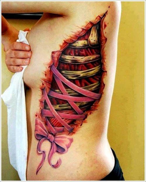 腰侧彩色写实肌肉皮肤撕裂纹身图案