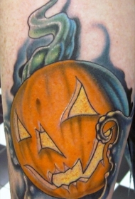 腿部漫画风格彩色万圣节南瓜纹身