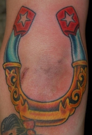 彩绘经典马蹄铁纹身图案