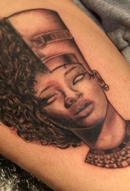 大腿黑色半现代半埃及女人纹身图案
