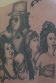 肩部黑灰僵尸女郎纹身图案