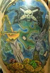 肩部彩色海盗珍宝纹身图案